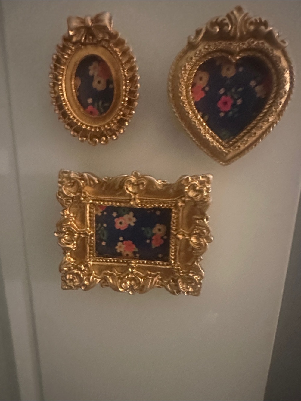 Gold Floral Mini Wall Frame magnet Set - Home Accents